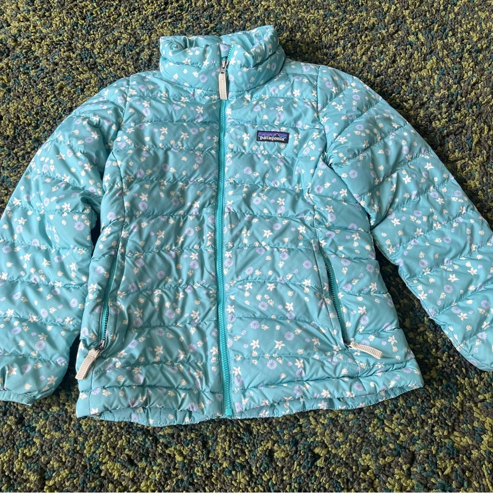 Patagonia floral lightweight puffer and fleece synchilla pullover - Picture 6 of 10